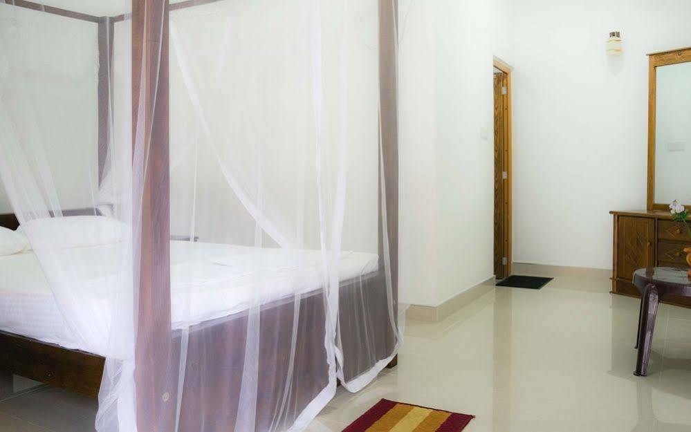 Sameera Villa Weligama Exterior photo